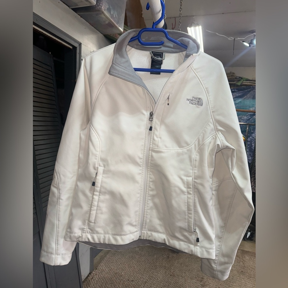 North face soft shell jacket
